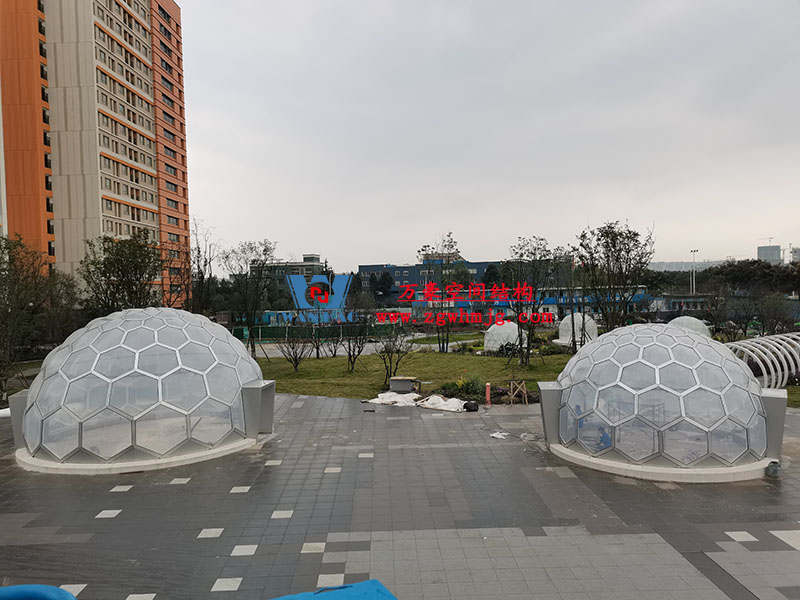 etfe膜結(jié)構(gòu)產(chǎn)品為何如此受歡迎？萬豪ETFE膜結(jié)構(gòu)公司為什么會得到大家的信賴？