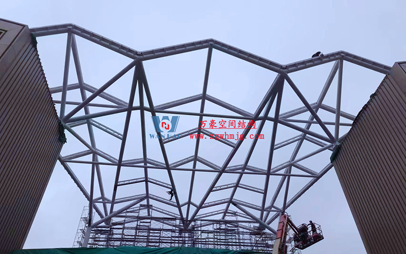 匯工匠精神，抓工程品質(zhì)|合肥文一塘溪津門天幕鋼結(jié)構(gòu)及ETFE氣枕膜工程最新施工進(jìn)度