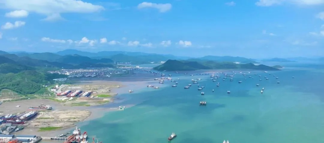 奉化區(qū)桐照漁港品質(zhì)提升項(xiàng)目接近尾聲 奉化區(qū)桐照漁港品質(zhì)提升項(xiàng)目接近尾聲