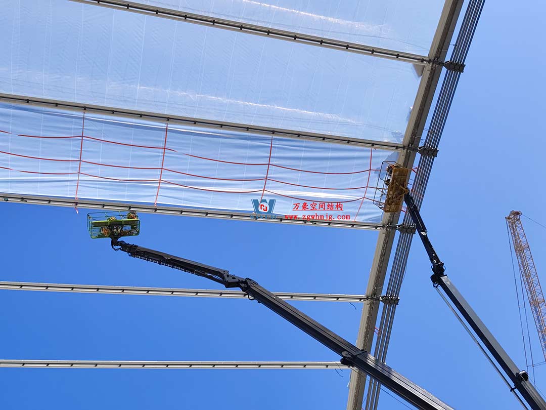 太湖之畔，華燈初上|無錫奧體中心施工加速