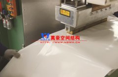 膜結(jié)構(gòu)材料價(jià)格是多少？膜結(jié)構(gòu)車(chē)棚材料一般怎么報(bào)價(jià)？